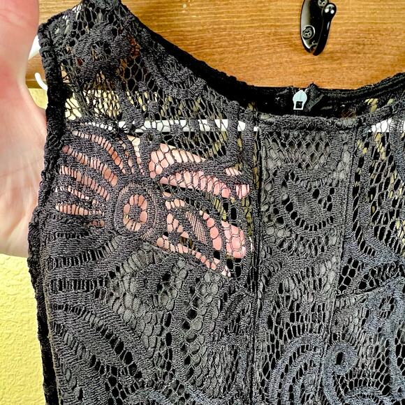 En Focus Studio Womens Black Sleeveless Lace Lined Dress Size 6 - Picture 3 of 10